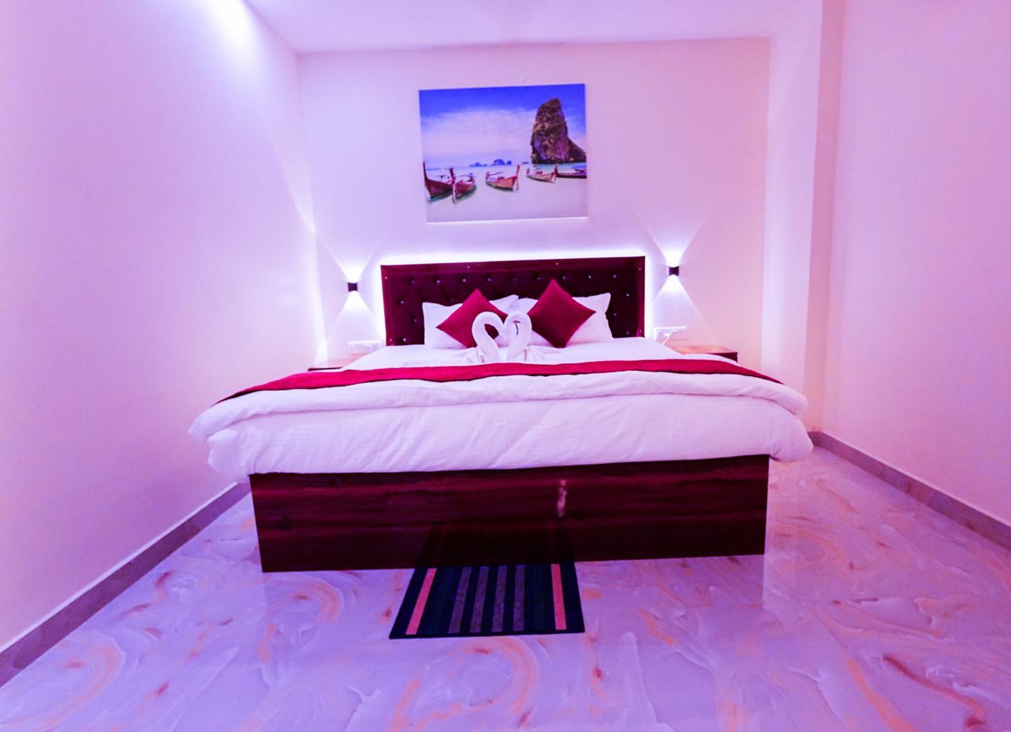 Hotel Rj Патна Экстерьер фото